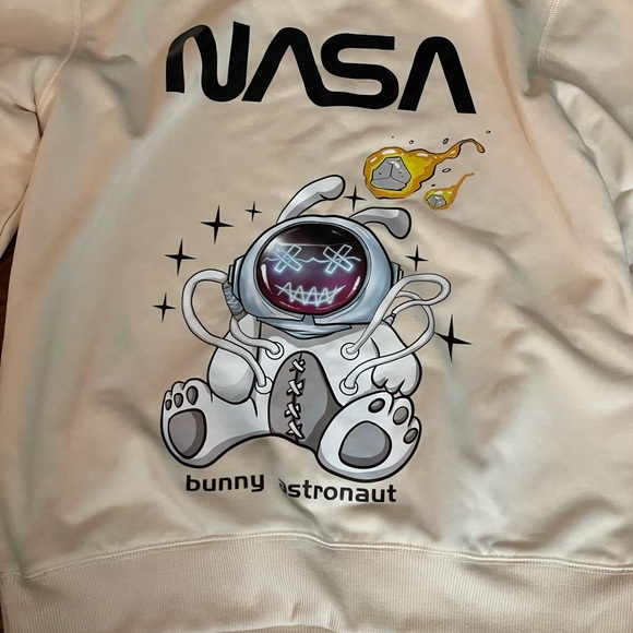 Mens Unbranded NASA Bunny Astronaut sweatshirt size XS cream black white gold - Picture 4 of 10